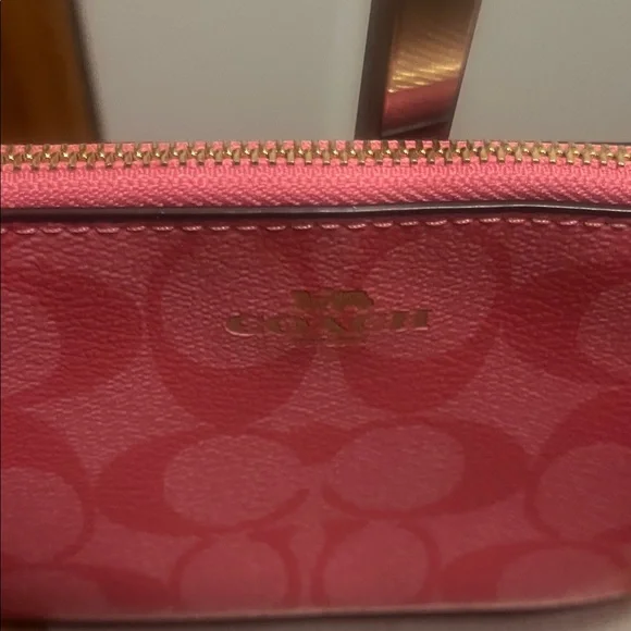 Coach Signature Pink Wristlet - Picture 3 of 7